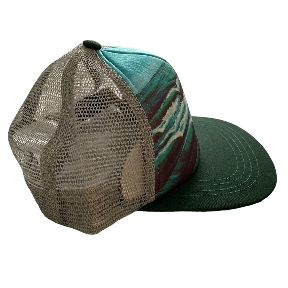 LIVING THE DREAM MAUI Surfer Waves Snapback Adjustable Hat Cap Unisex Ra…